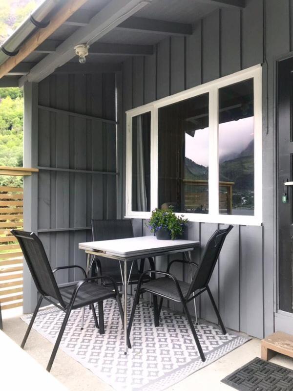 Solhaug Fjordcamping Geiranger Bilik gambar