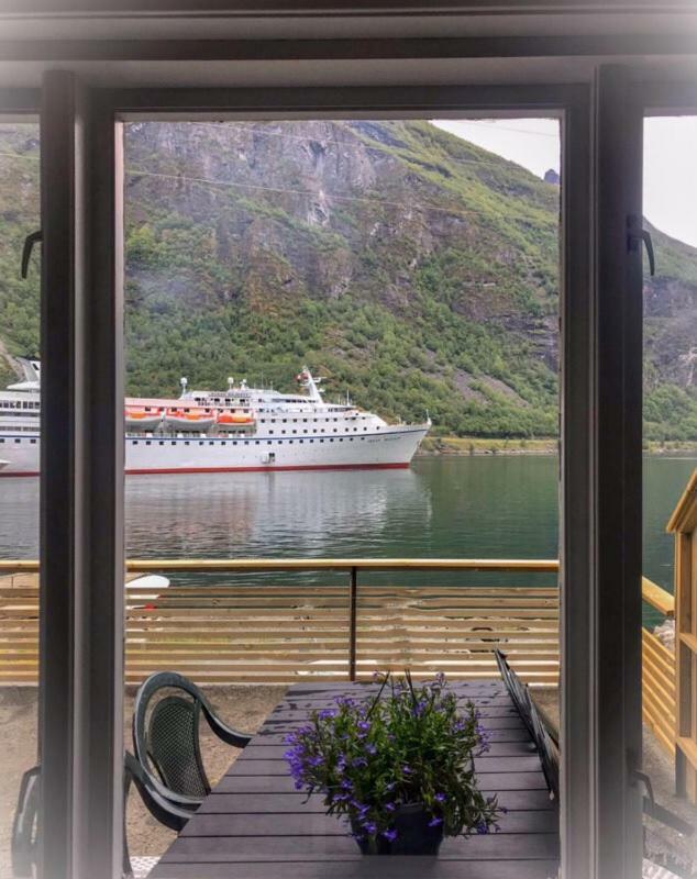 Solhaug Fjordcamping Geiranger Luaran gambar